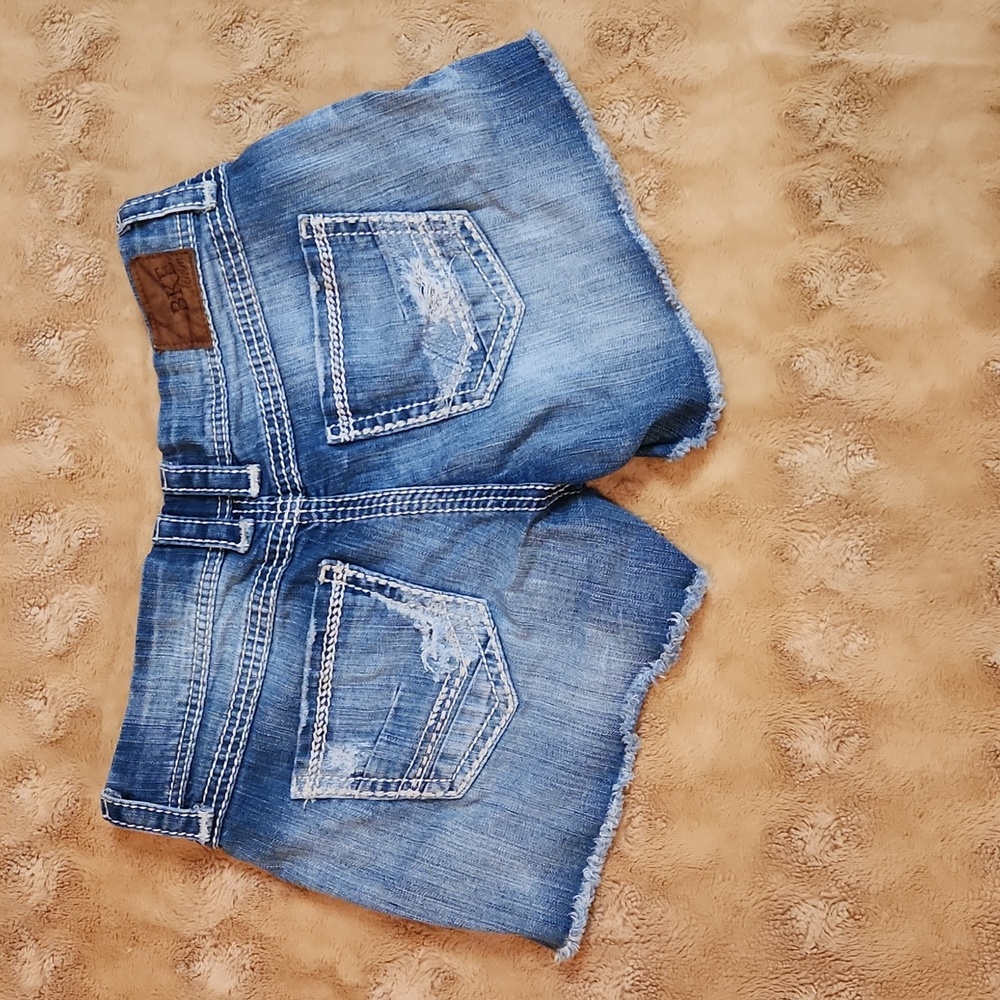 BKE women's jean shorts
